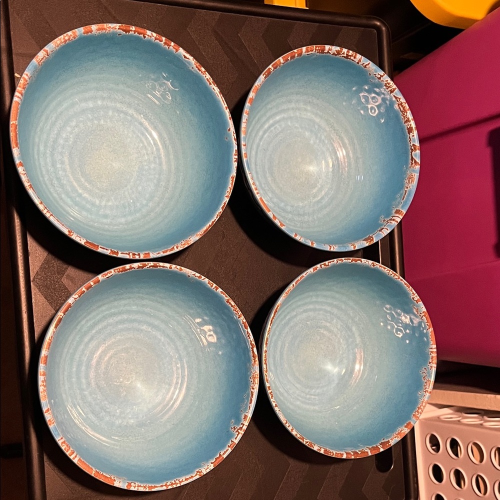 Williams Sonoma Aqua Blue Melamine cereal Bowls with Rust Trim, Set of 4